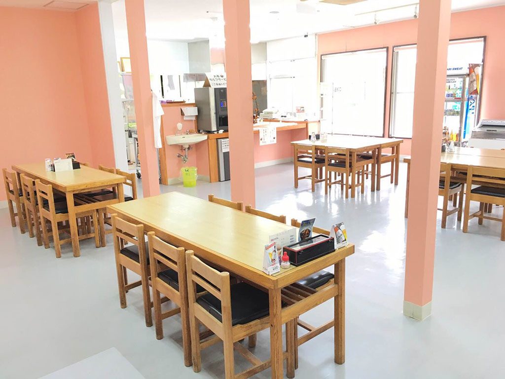 レストハウス城峯 店内